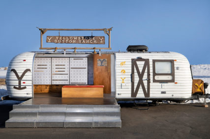 custom made travel trailers